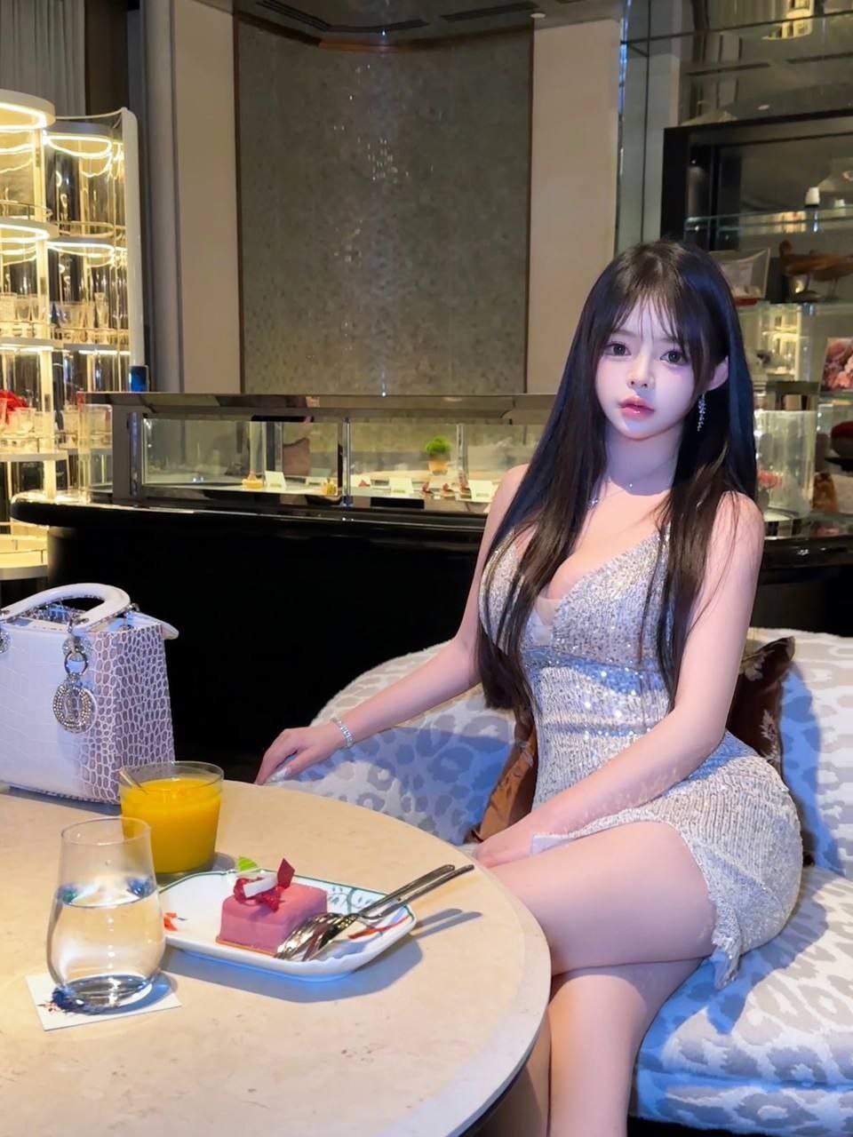 重要通知春节来临！约炮商家全国楼凤外围活动立减200元约到赚到