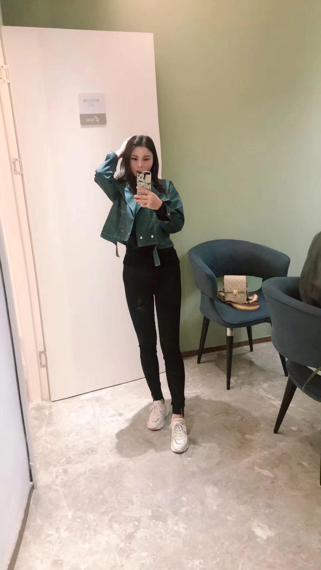 厦门 首次奉献,s身材少妇,业界良心价,服务好不机车