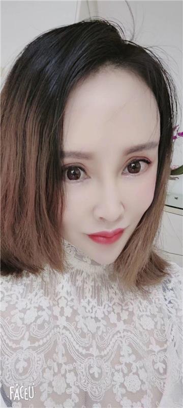 上海市徐汇区胸大屁股大,服务还不错的少妇一枚