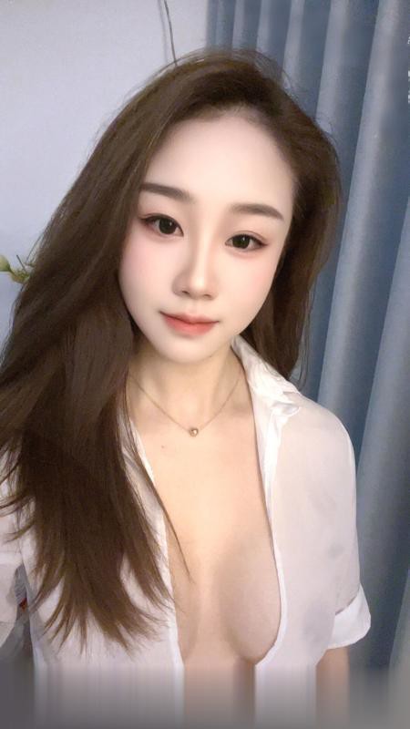 深圳梅林兼职幼师安娜丝袜 制服 69 刚下海的性感幼师