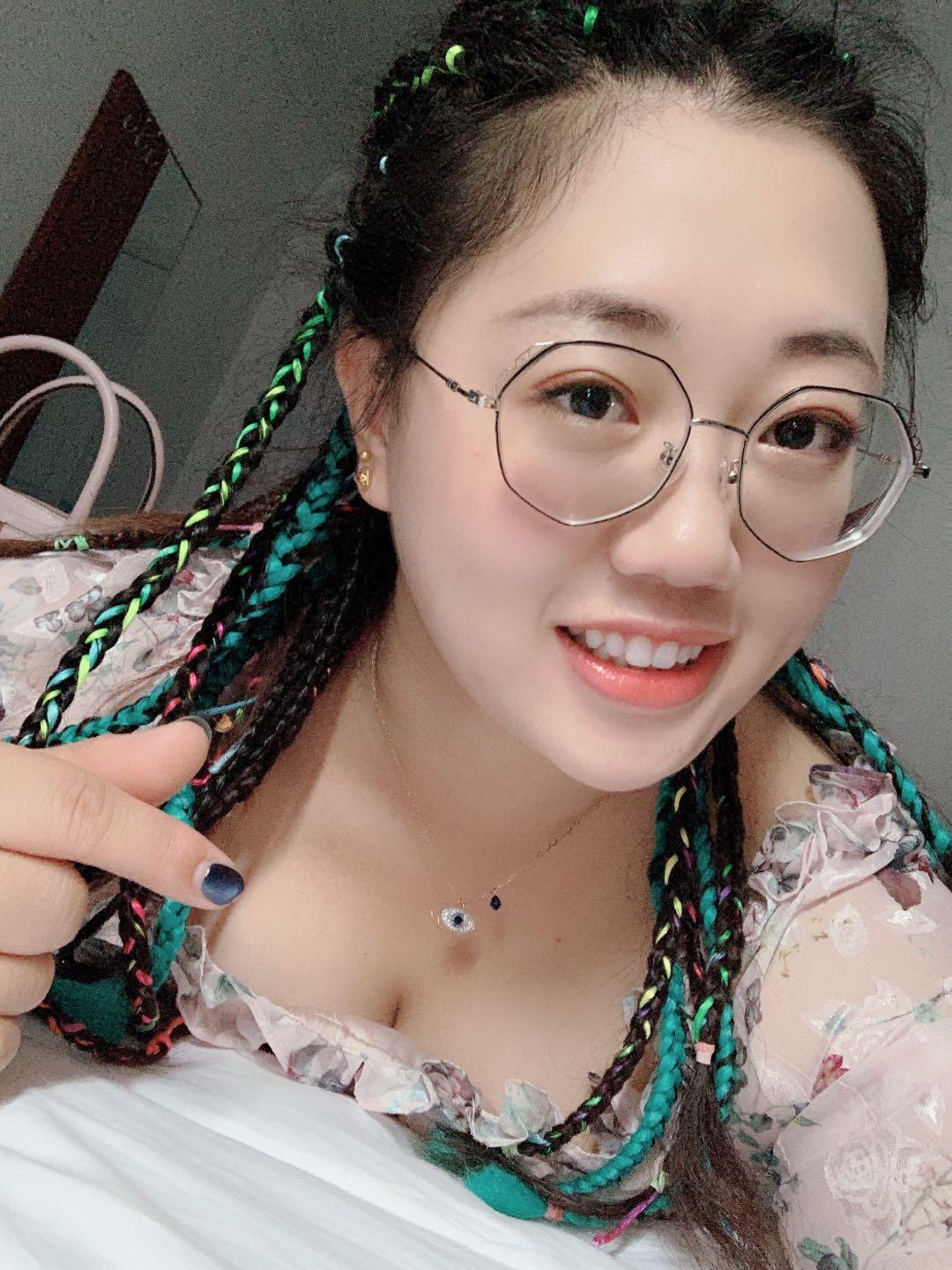 天通苑地铁附近真正兼职的年轻丰满大妞儿170身高!!大...
