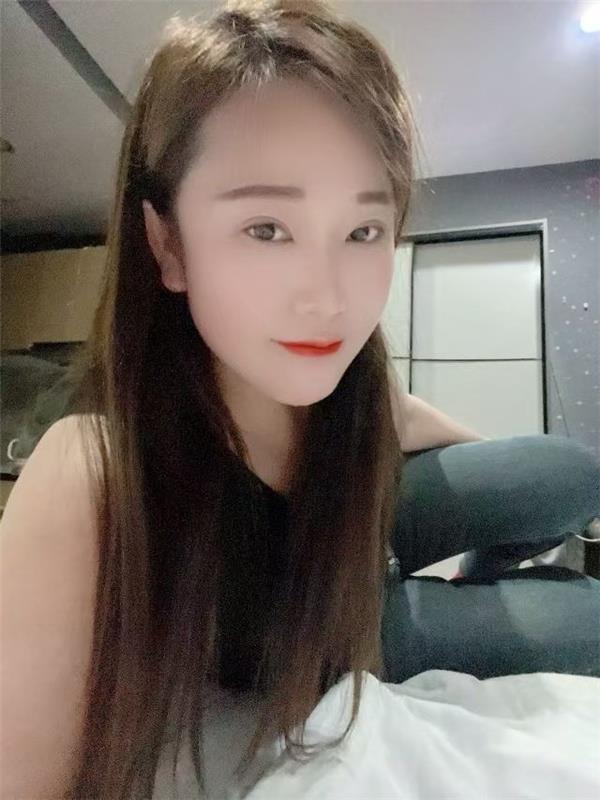 上海性感丰满辣妹小姐姐