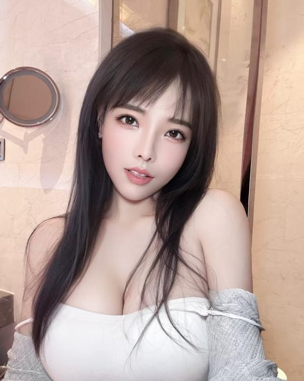 西安市新城瑜伽欲女哆哆