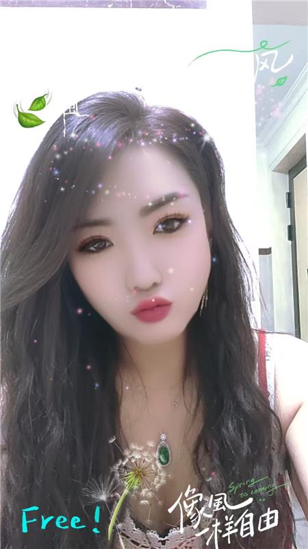 杭州肥臀大咪妮妮胸大无脑,有种黑暗风的韵味