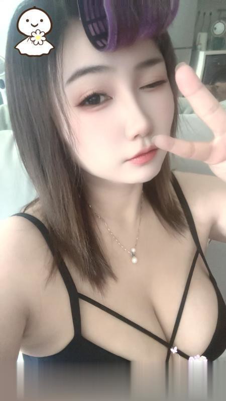 成都天府二街允儿鸳鸯浴