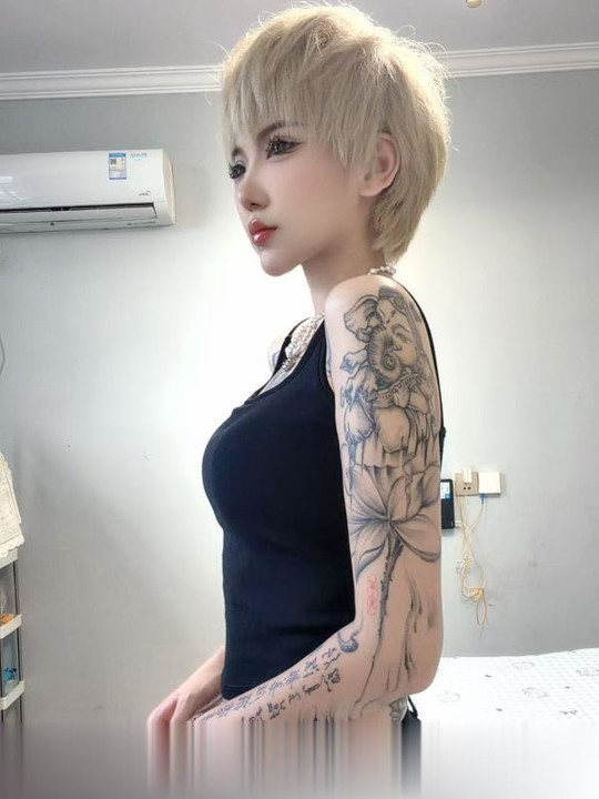 苏州吴中纹身小姐姐