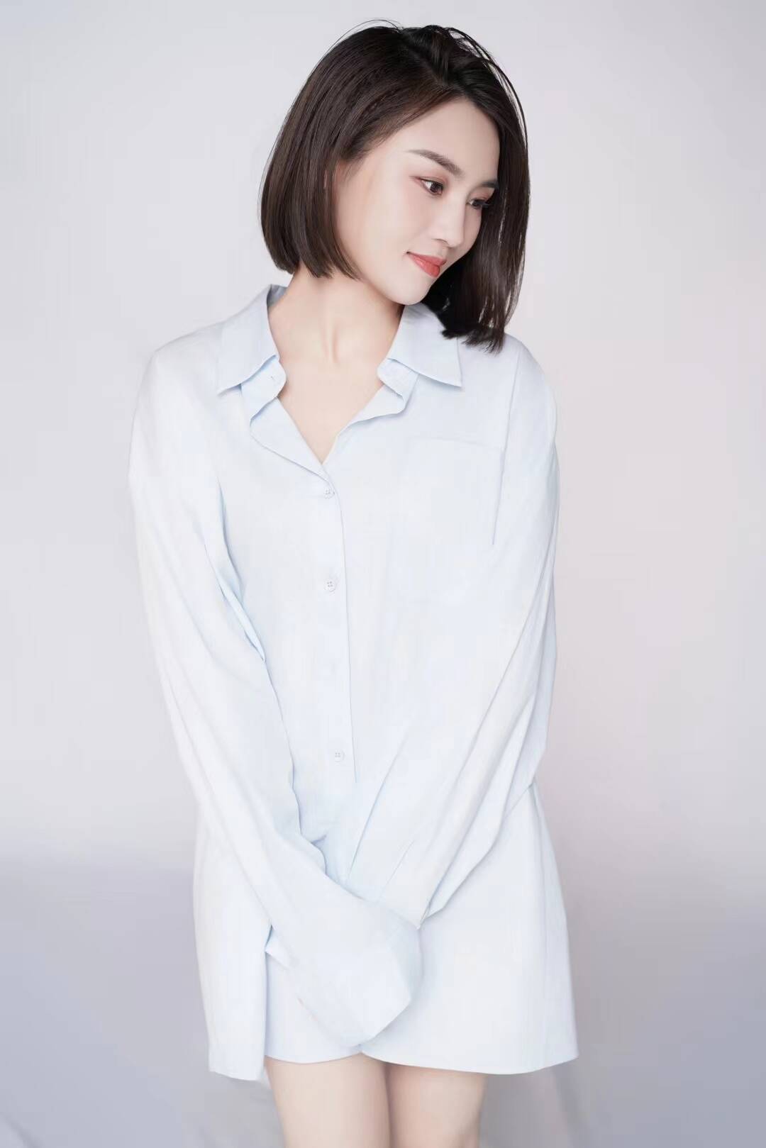 宋家庄刚下海的清纯小美女,身材苗条皮肤细腻