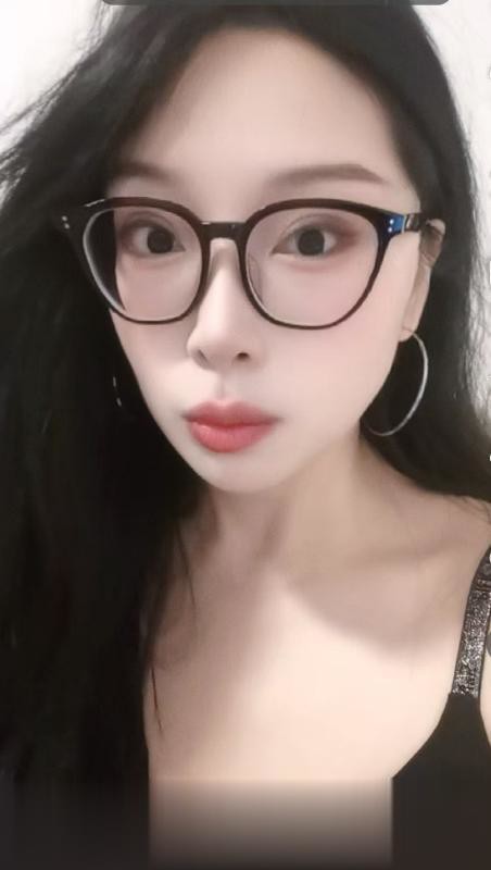 广州天河眼镜少妇芯芯