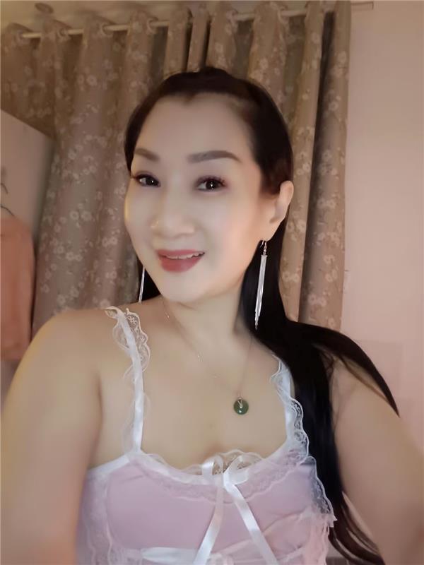 浙江-杭州拱墅大胸美少妇SM