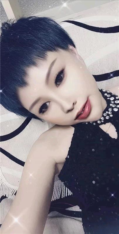 山东青岛短发熟女丝袜69