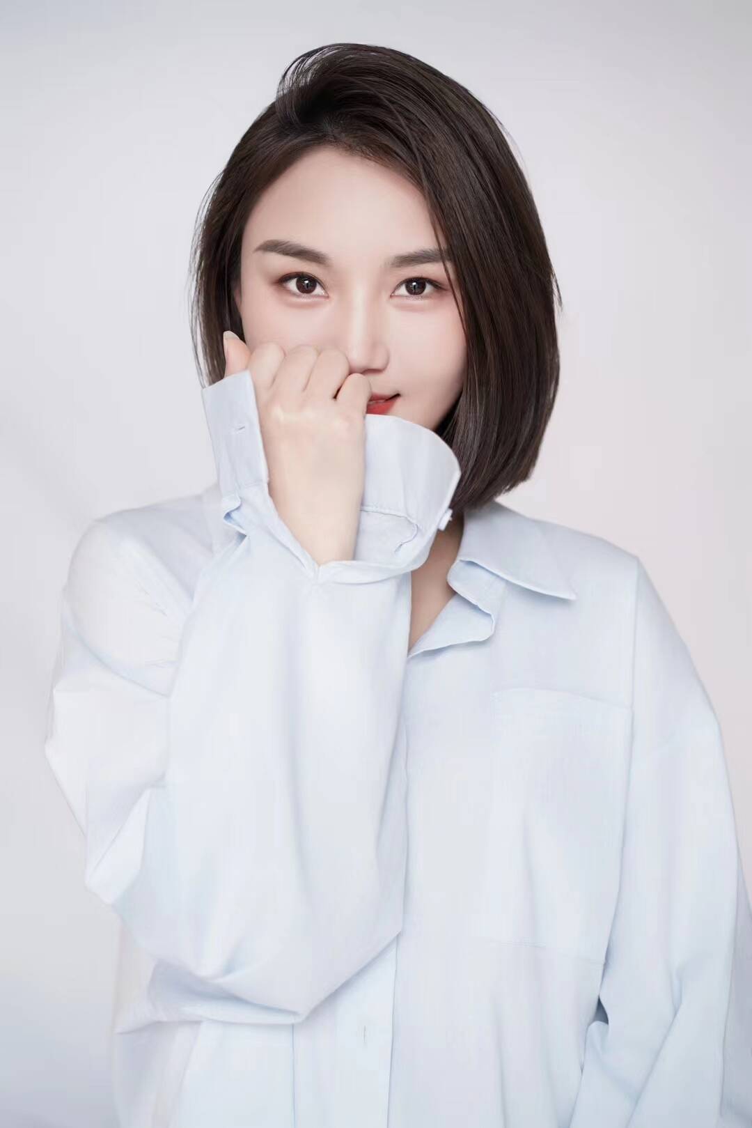 宋家庄刚下海的清纯小美女,身材苗条皮肤细腻