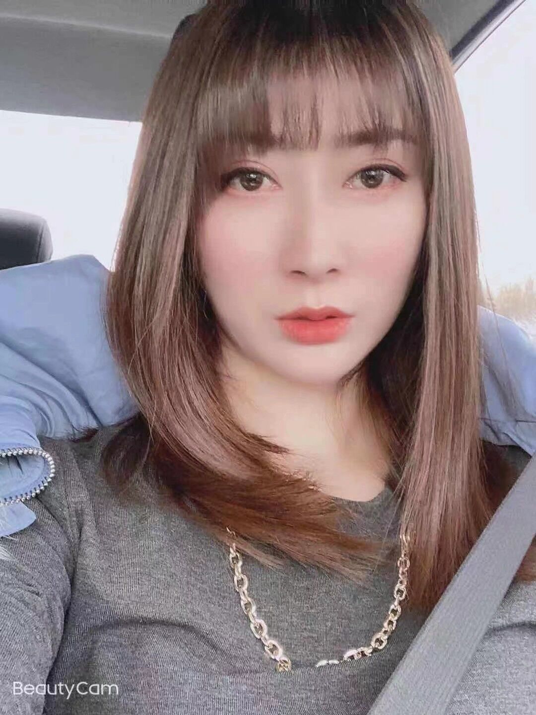 验证刚下水的兼职妹子,服务控,颜值佳,兄弟们下手轻点
