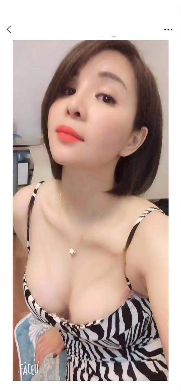宋家庄刚下海的清纯小美女,身材苗条皮肤细腻