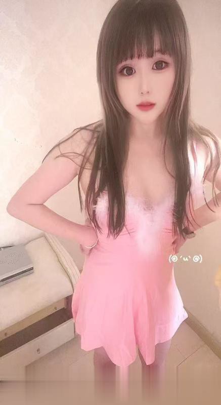 合肥豆豆..胸部丰满，前凸后翘